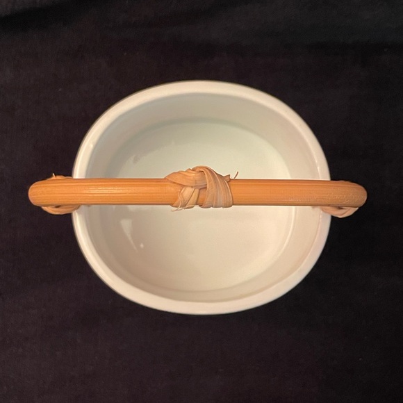 Rare Vintage 1980’s Ceramic Basket Sailing Bear with Bamboo Handle Cameron Japan - Picture 4 of 6